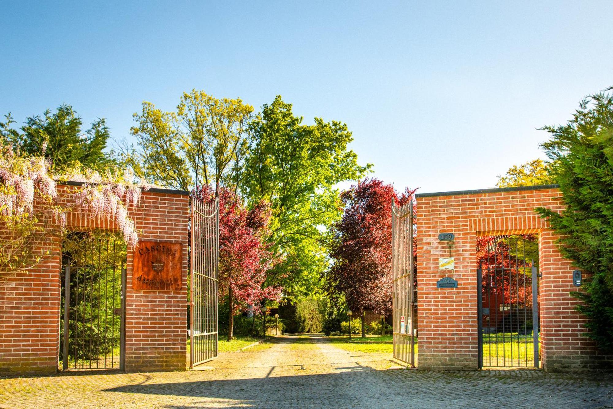 Cascina Ambrosia Residenza D'Epoca Apartment อัสตี ภายนอก รูปภาพ